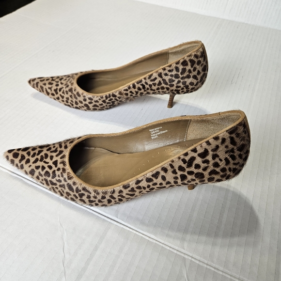 Richard Tyler Shoes - Richard Tyler Women Leopard Pumps Size 9.5 Medium